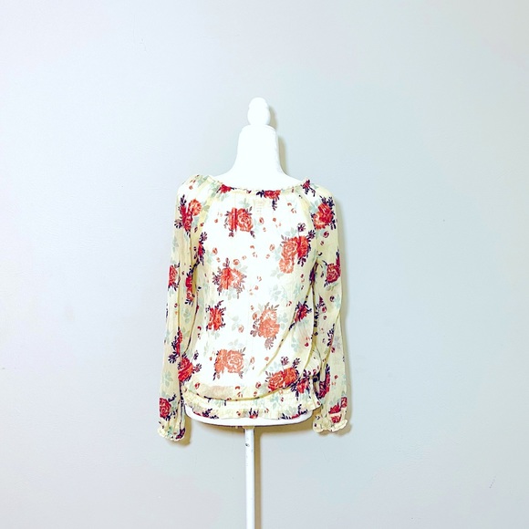 Decree Floral Sheer Blouse - Picture 3 of 4